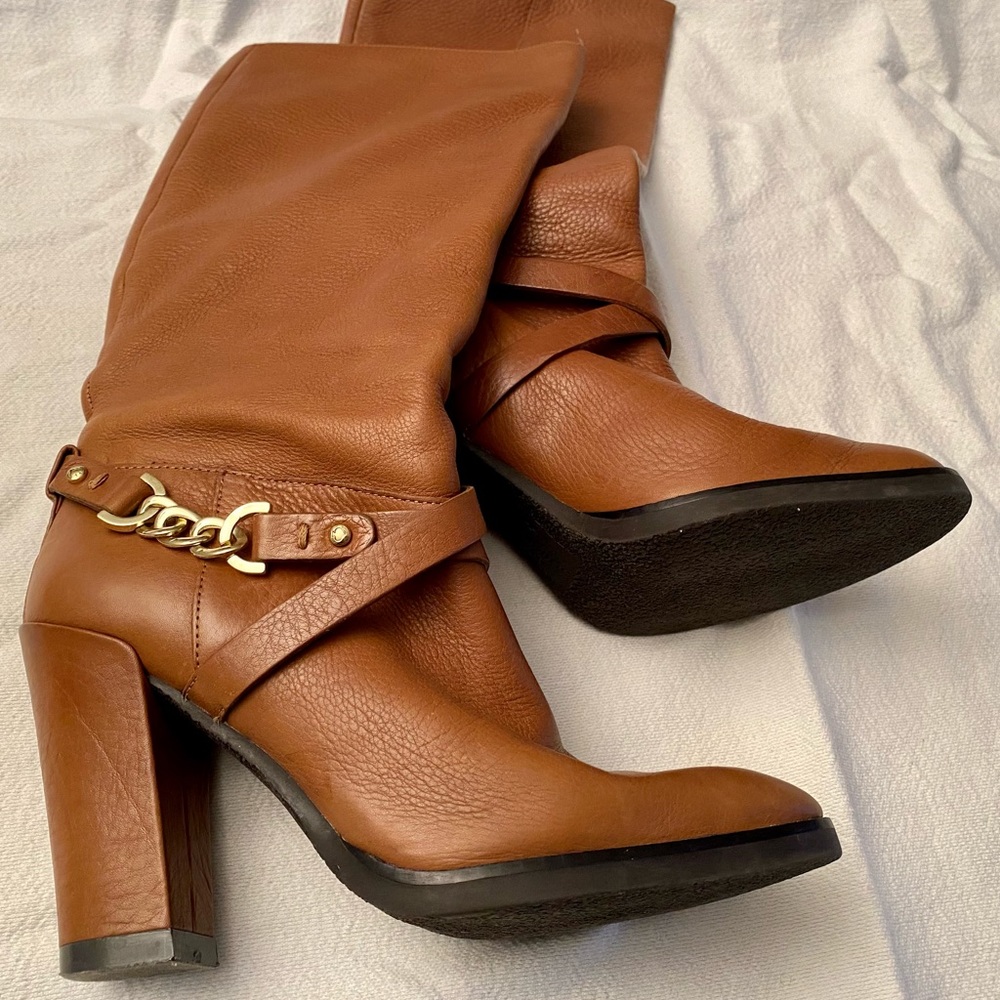 Kate Spade Montreal Chain Link Leather Boots in a size 7